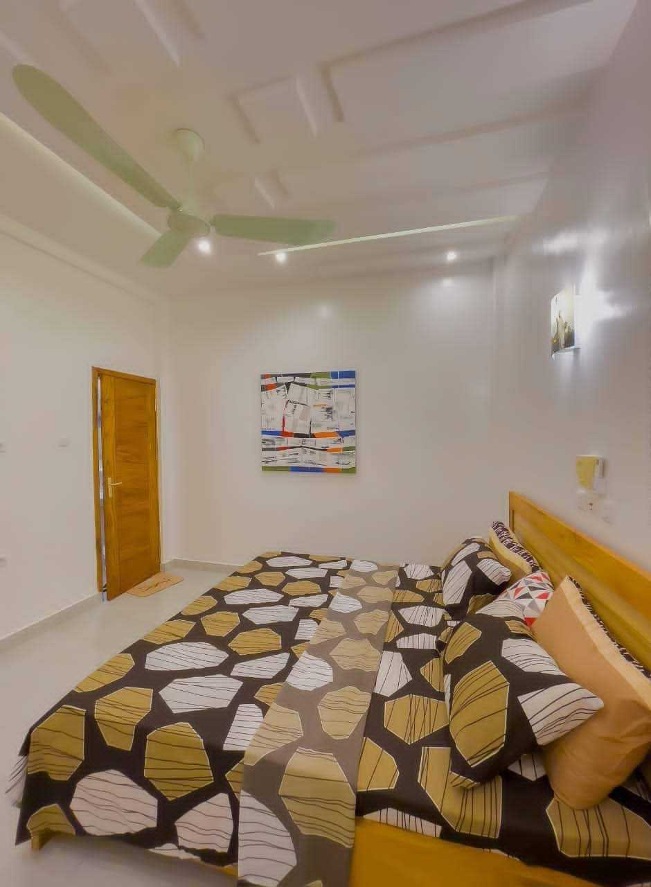 APPARTEMENT MEUBLÉ DE 2 CHAMBRES ET SALON SANITAIRES À LOUER, FIDJROSSÈ PLAGE