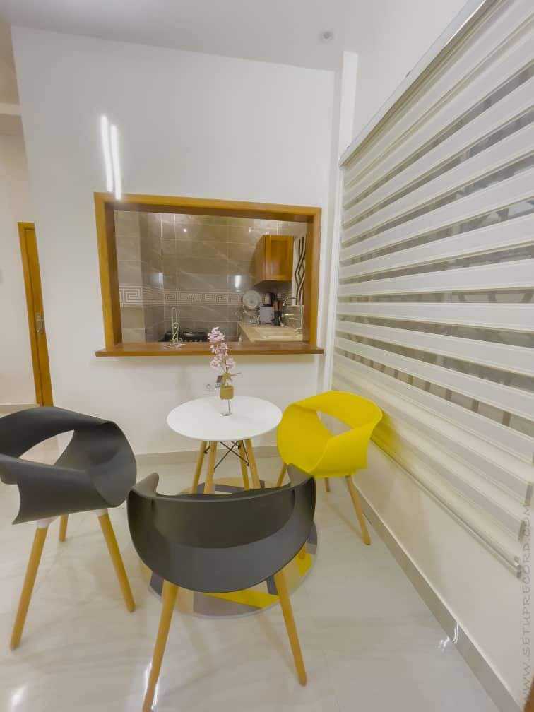 APPARTEMENT MEUBLÉ DE 2 CHAMBRES ET SALON SANITAIRES À LOUER, FIDJROSSÈ PLAGE