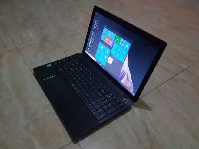 TOSHIBA Satellite C50