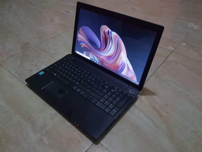 TOSHIBA Satellite C50