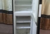 Frigo double battant marque Russel 156L
