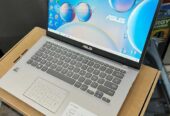 Ordinateur Asus Vivobook core i3 neuf en carton