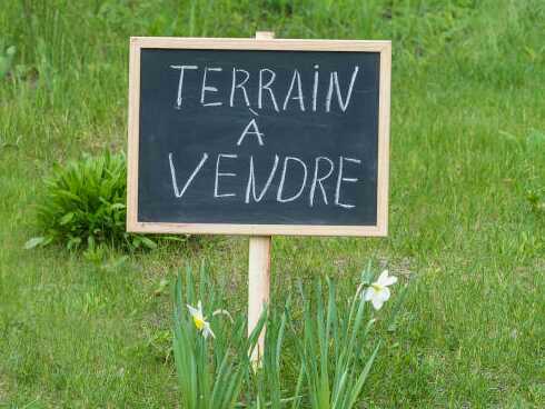 PARCELLE A VENDRE À HAIE VIVE -CADJEHOUN