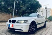 🚘 *BMW 316i 1999 – 2000* – Écran de Navigation 🧭 Androide avec caméra 🎥 de recul – Moteur *(04) cylindres* – Boîte *Manuelle* – Immatriculation *BZ* – Intérieur *Cuir ; Très Confortable* -Jantes *Aluminium* -Climatisation *Hivernale* – Pneu *En Forme* *Prix : 1.900.000Fr* wa.me/+22953350361