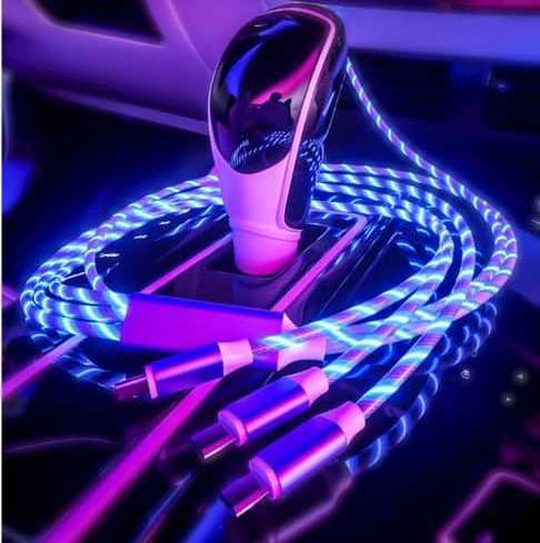 Chargeur avec jeux de lumières avec trois bouts de