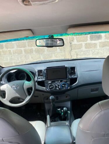 Toyota HILUX 2014 SÉRIE CC