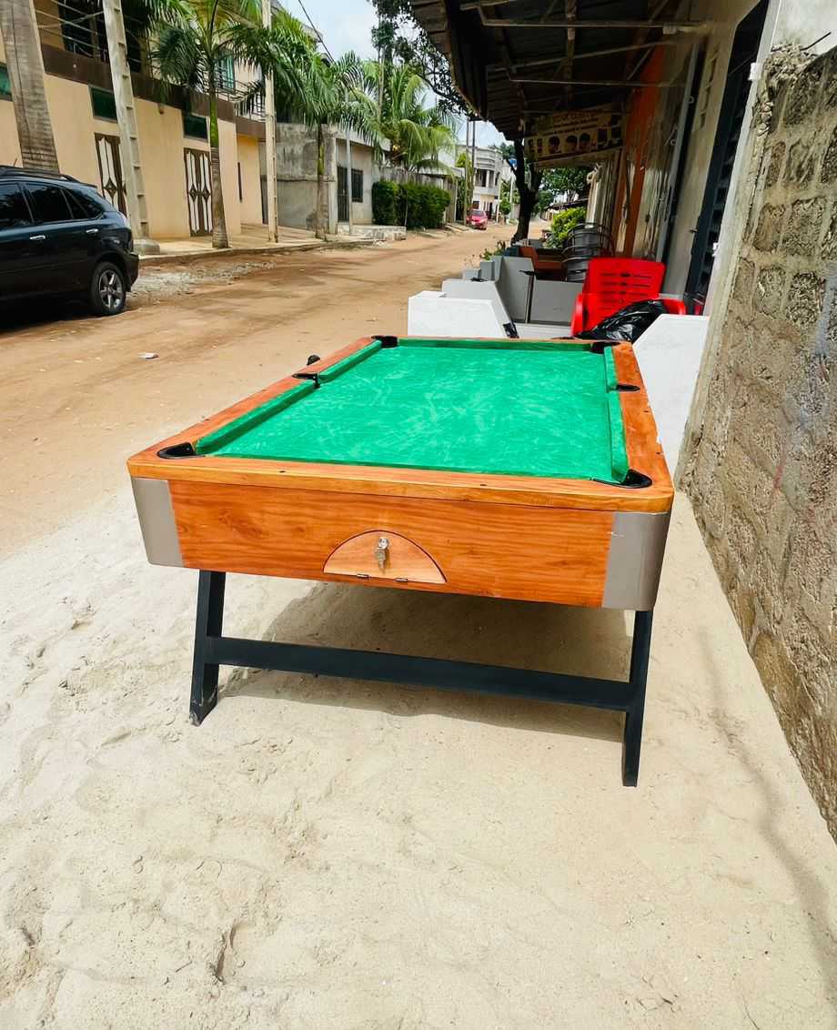 TABLE DE BILLARD