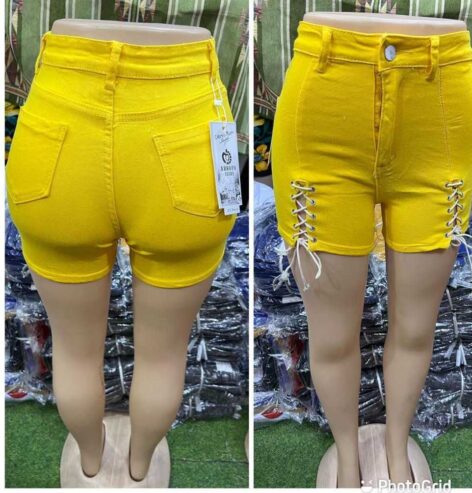 Des jeans et munu jeans disponible aux prix différ