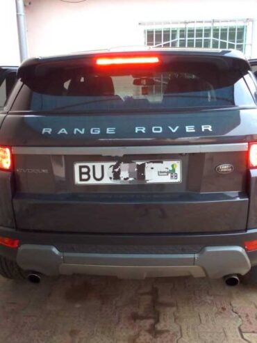 Range rover évoque