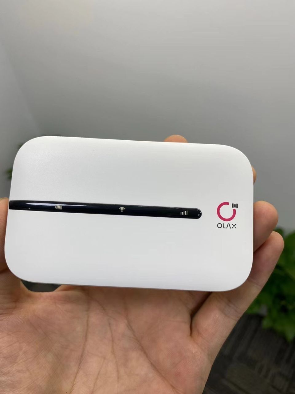Wifi OLAX 4G avec écran 14h d’autonomie WiFi OLAX
