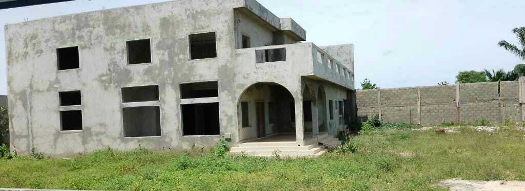 VILLA EN FINITION À GBENAN OUIDAH À VENDRE
