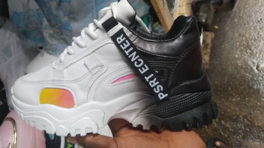 Chaussures hommes et femmes