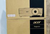 Projecteur ACER et OPTOMA