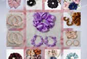 Chouchous et boucles d’oreilles scrunchies