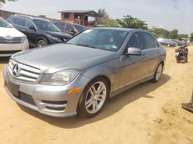 💰🛎️ *Mercedes C250 4Matic* 🛎️💰