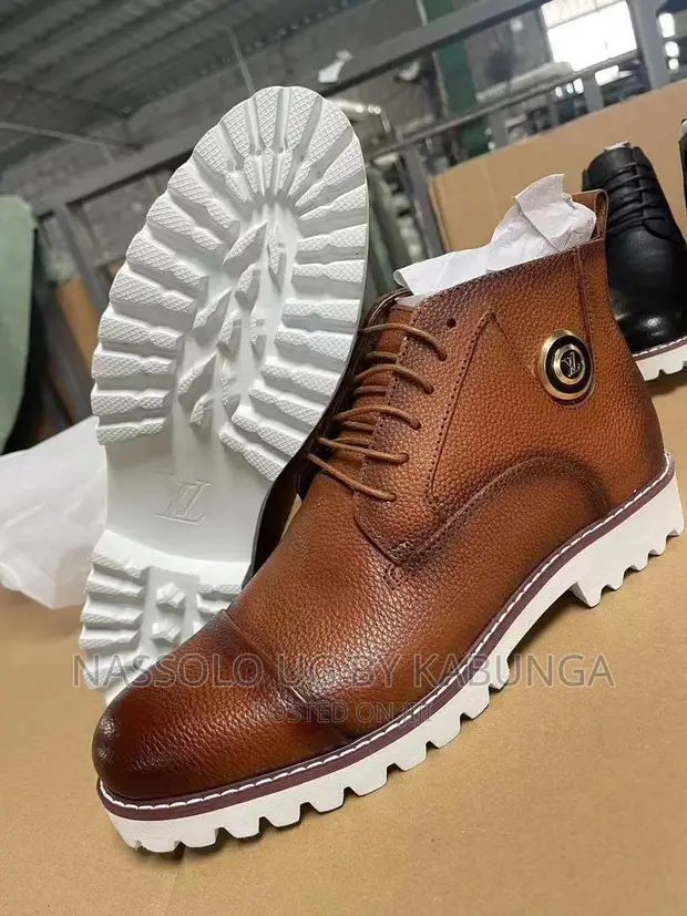 Chaussures homme et coffret