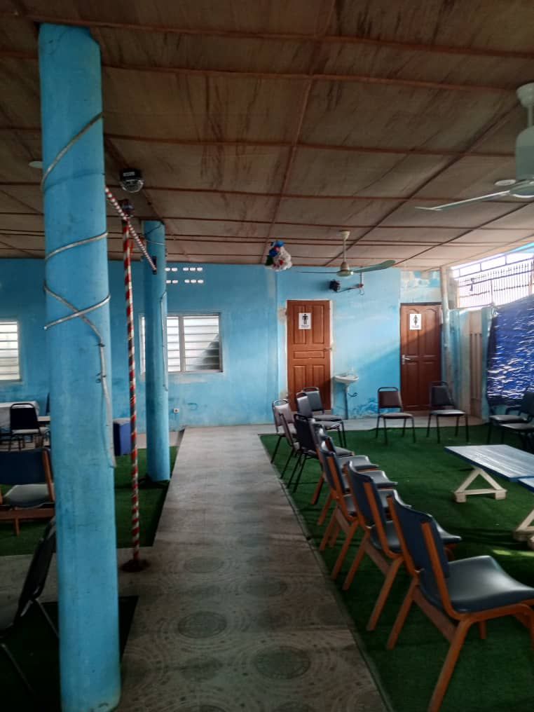 LOCAL À LOUER À DÉKOUNGBE