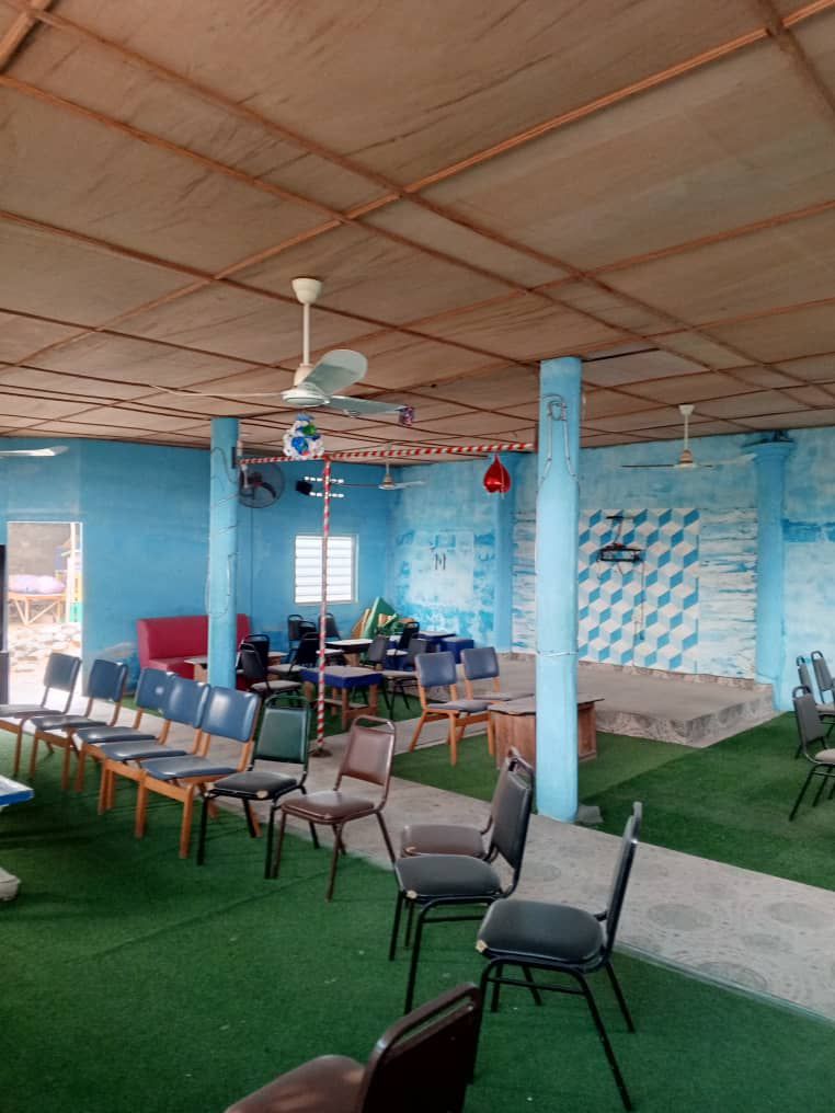 LOCAL À LOUER À DÉKOUNGBE