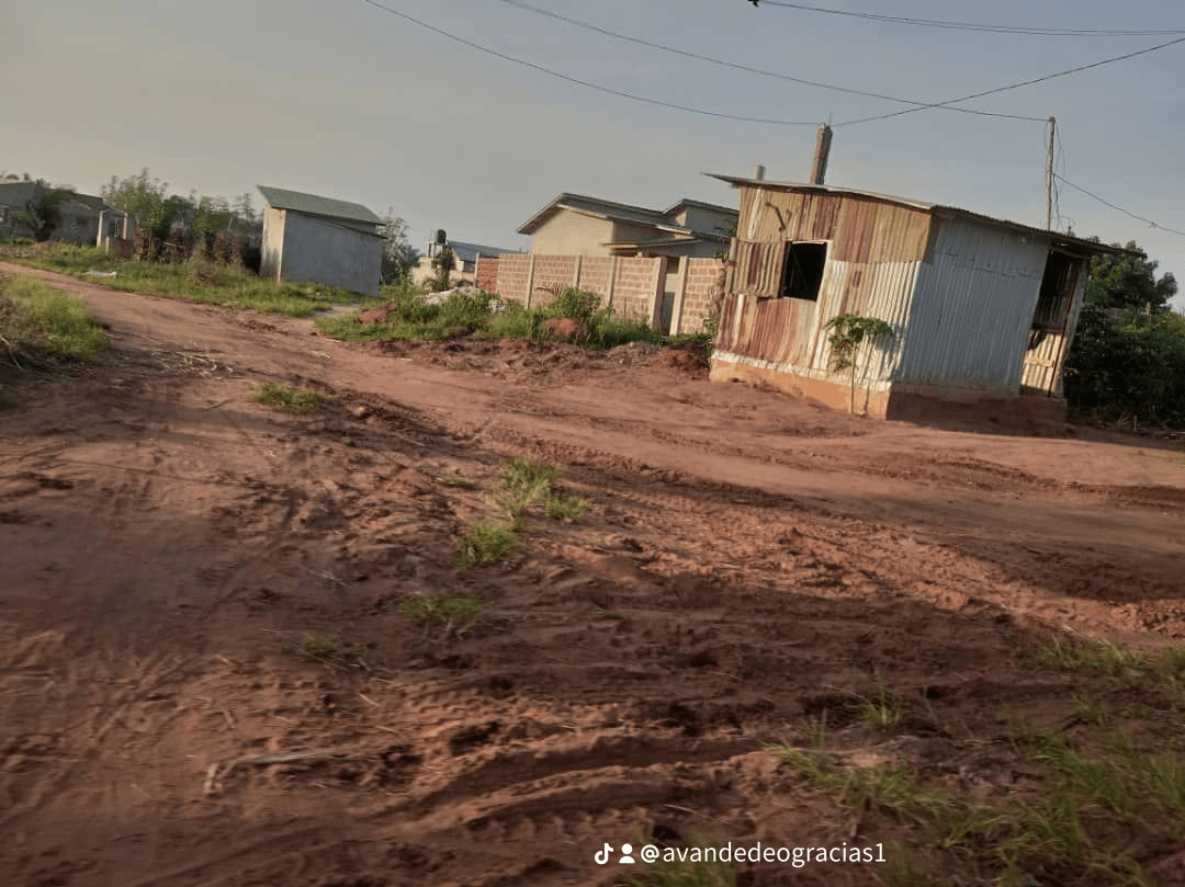 vente de 13 parcelles de 400m² TF Tori Bossito