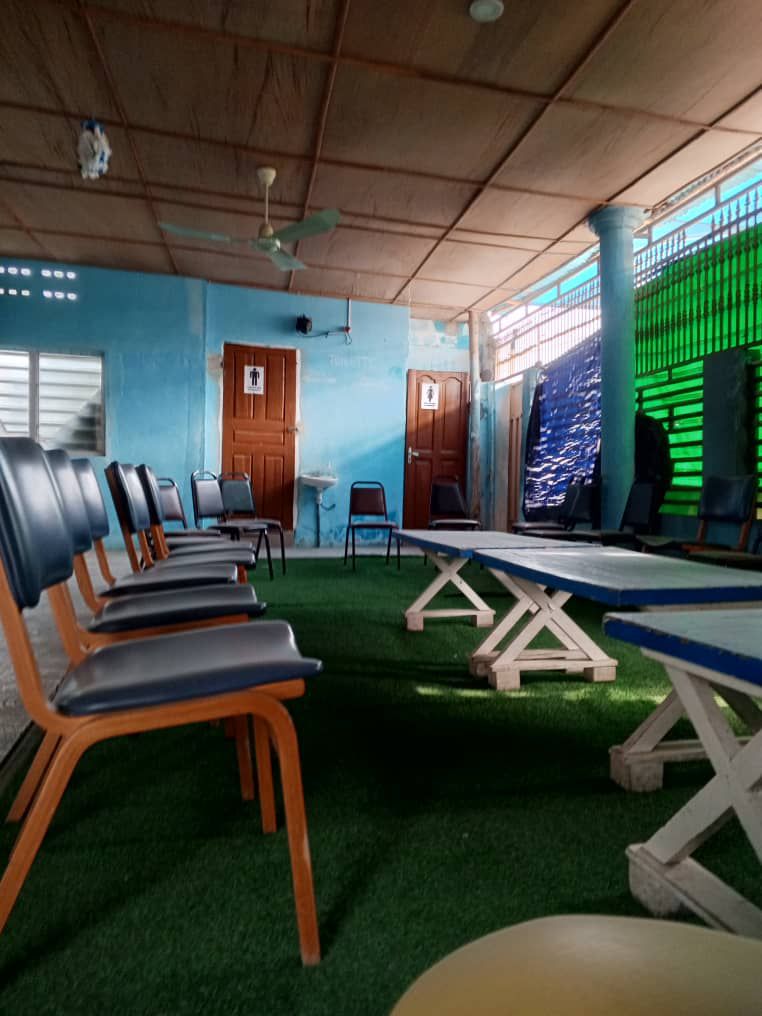 LOCAL À LOUER À DÉKOUNGBE