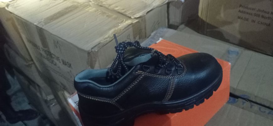 Chaussures de sécurité en vente en gros et en déta