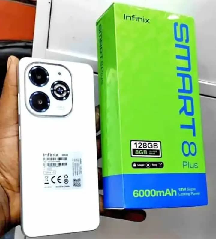 Infinix smart 8 plus neuf et scellé en boutique