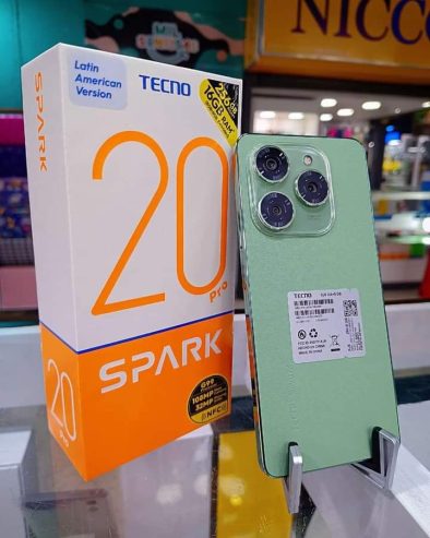 Tecno spark 20 pro disponible à la boutique RAM 8/