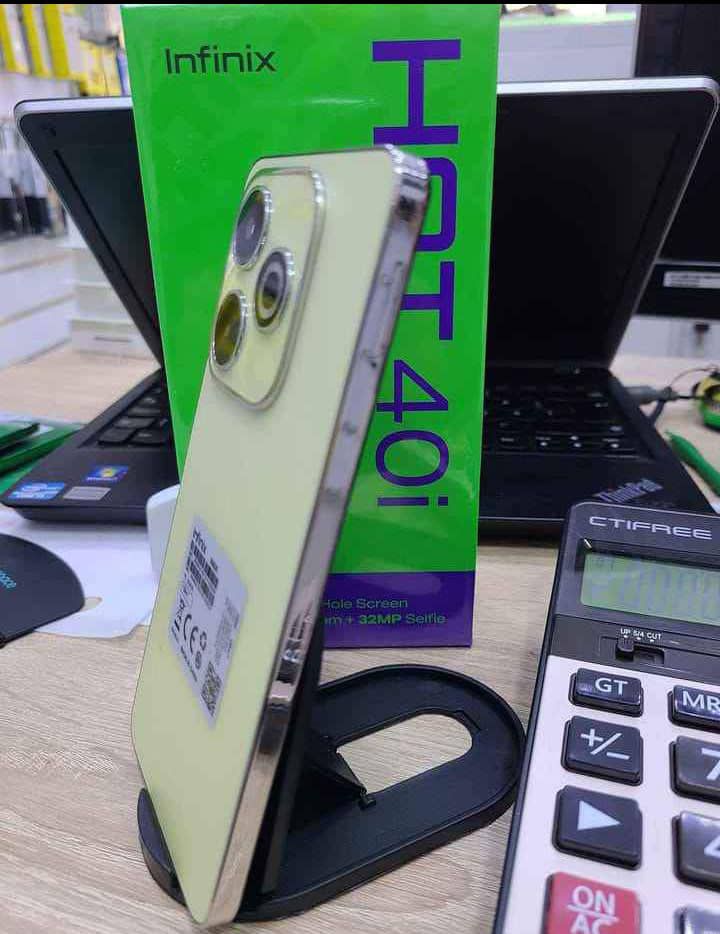 Infinix hot40i neuf et scellé en boutique