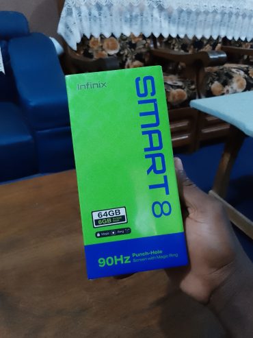 Infinix smart 8