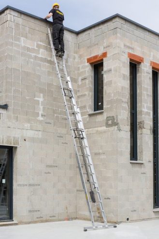 Location D’échelle Pour les travaux en hauteur