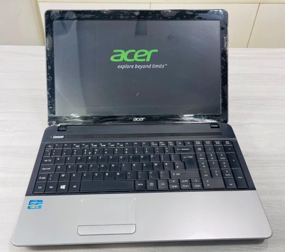 ACER TravelMate core i5