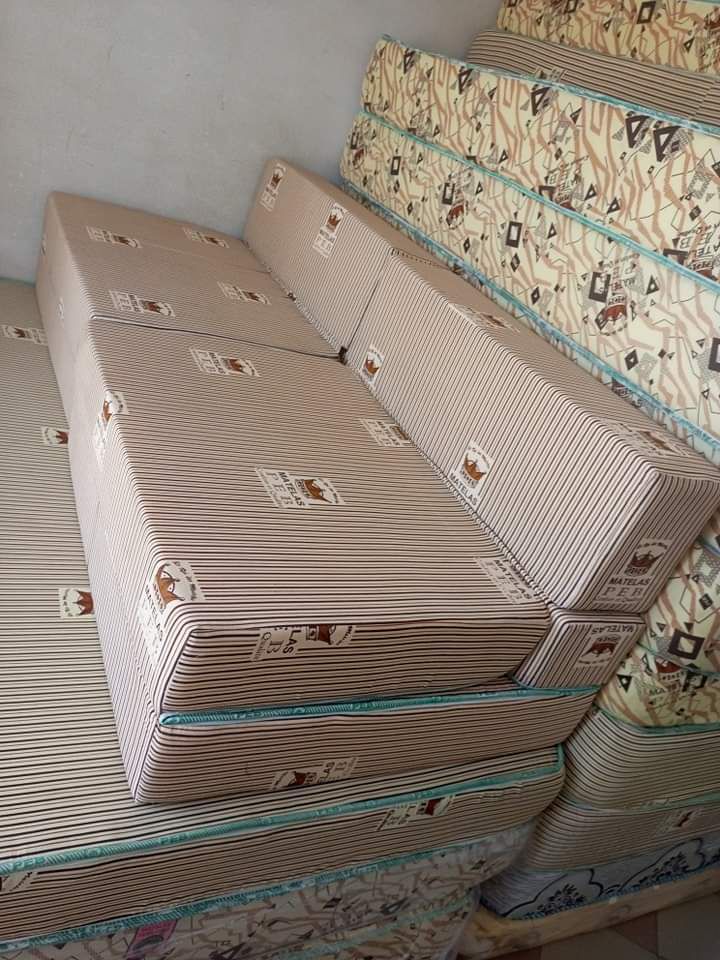 VENTE DES MATELAS PEB APEL + WATSAP 01 66 37 06 22