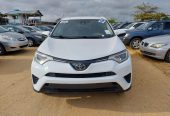 TOYOTA RAV4 LE 2018