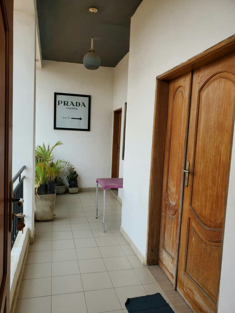 Appartement meublé à Houeyiho à louer