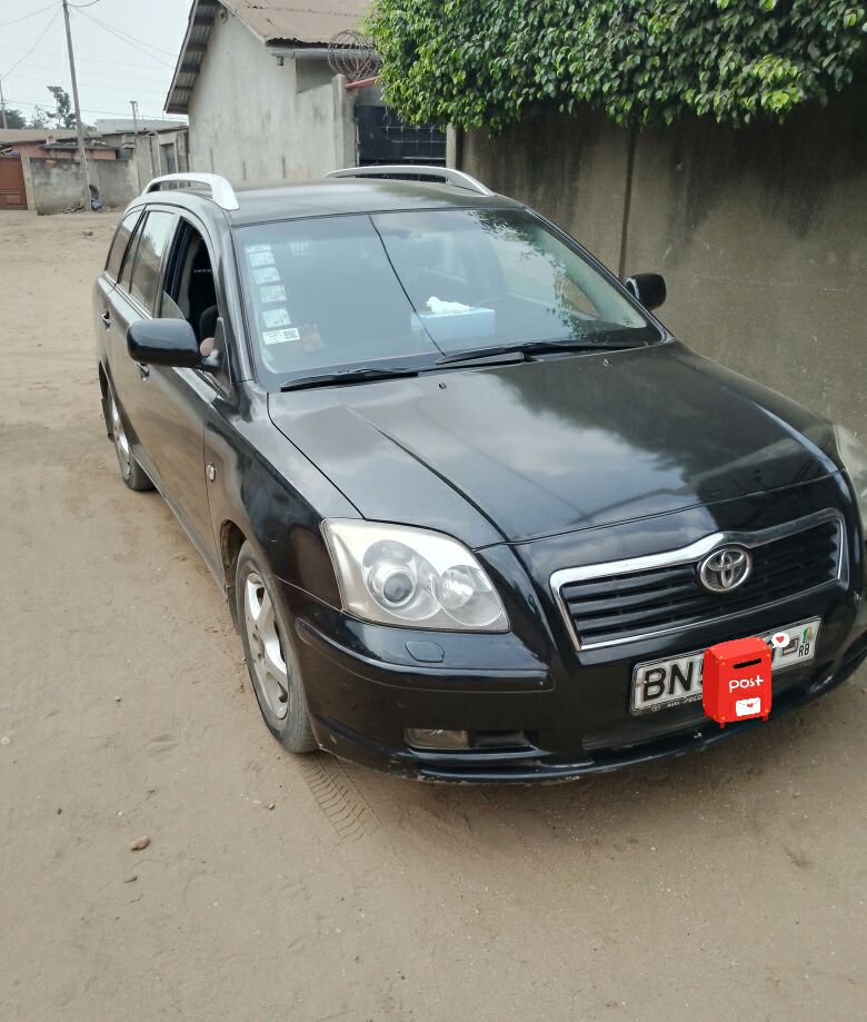 Toyota Avensis Papa Wagon